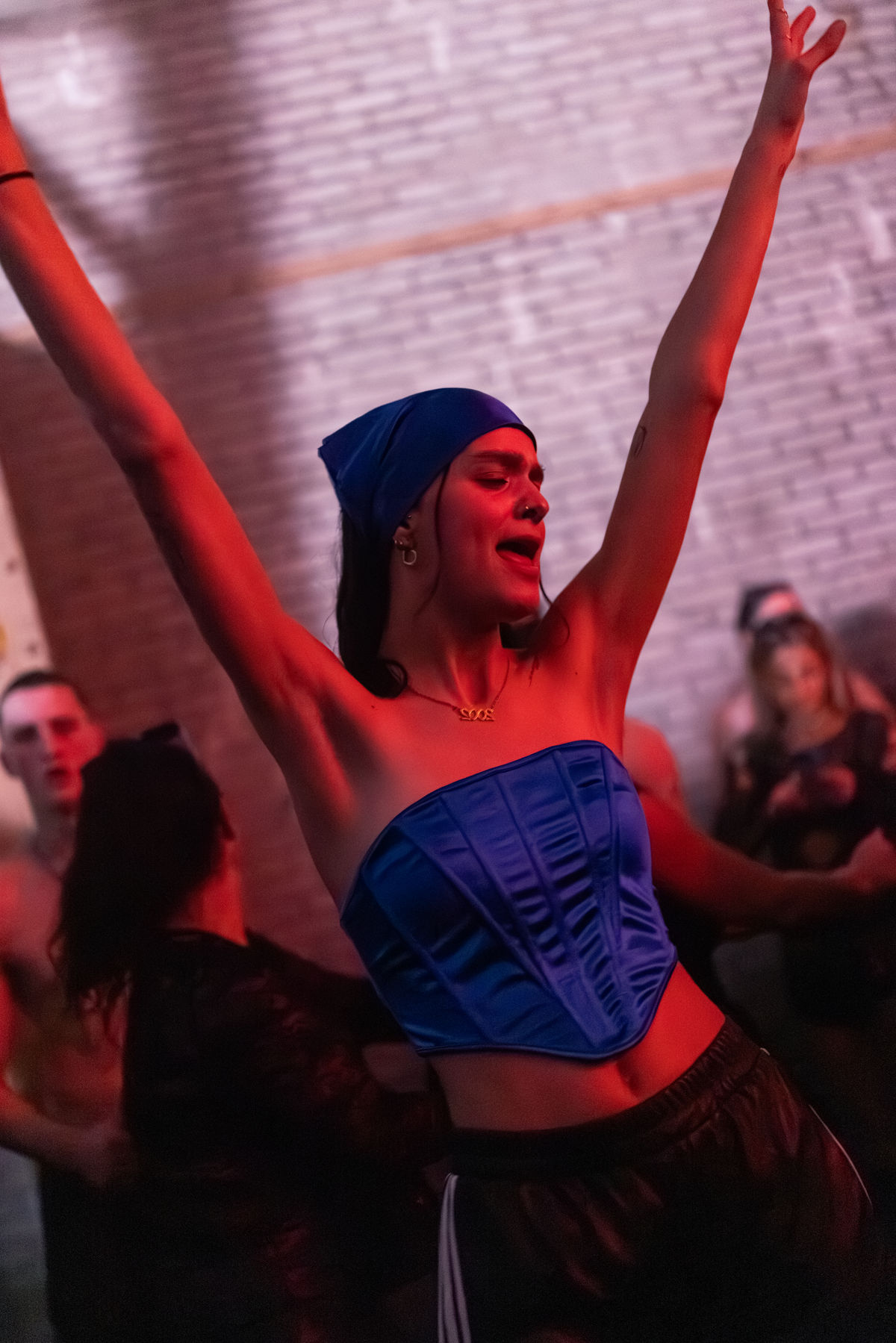 Loading... just a sec